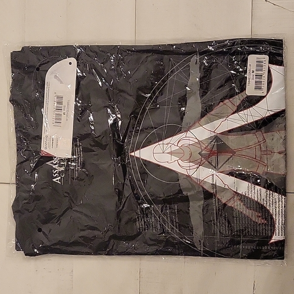 Assassin's Creed Difuzed T-Shirt NEW Medium - Picture 2 of 3